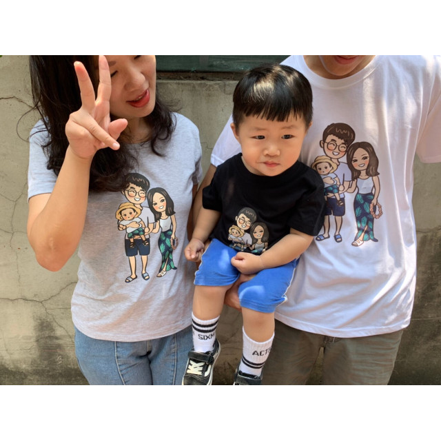 MiniGarden 客製親子裝紀念衣｜一家三口沖繩旅行回憶 從合照變身專屬親子穿搭，留下最暖的家庭故事