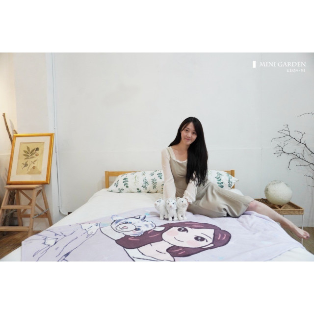 我和我最愛的娃娃，都能成為插畫主角✨ 專屬人像＋娃娃客製化毛毯
