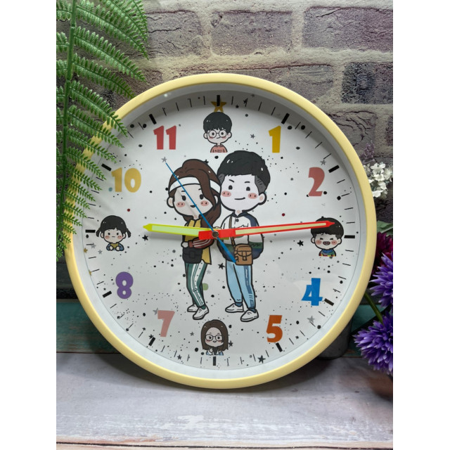 把家人都留在幸福時光裡｜全家福Q版人像客製化時鐘