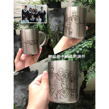 畢業合照變插畫鋼杯紀念 每一口都喝出青春與友情的溫度