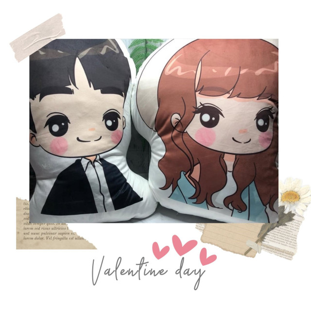 寫一段動人的愛情詩篇 💕 情侶人像抱枕｜大頭寶寶繪師手繪款