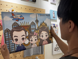 全家人的笑容直接掛牆上！｜大頭寶寶親子畫風｜MiniGarden 限量客製化收藏