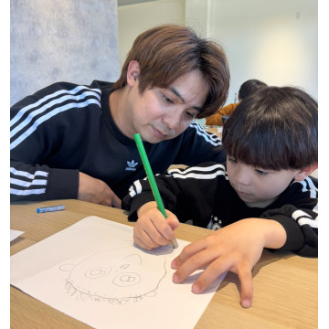 【台中親子DIY】小小職人做馬克杯體驗｜畫・印・喝三部曲｜畫完每天都能用 (含材料$390起)