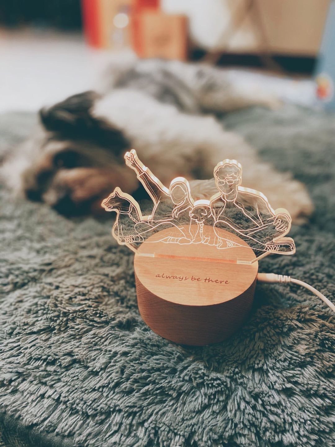 客製化寵物紀念夜燈實拍｜人寵旅行合照線條夜燈｜毛小孩陪伴禮物｜MiniGarden