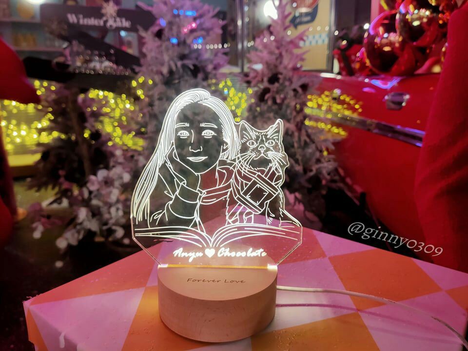 客製化夜燈｜女孩與貓咪線條夜燈｜毛孩紀念禮物｜MiniGarden 客製化寵物夜燈