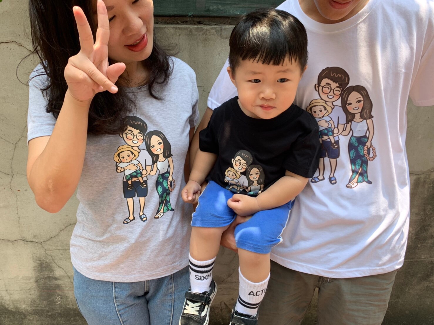 MiniGarden 客製親子裝 沖繩合照線條紀念