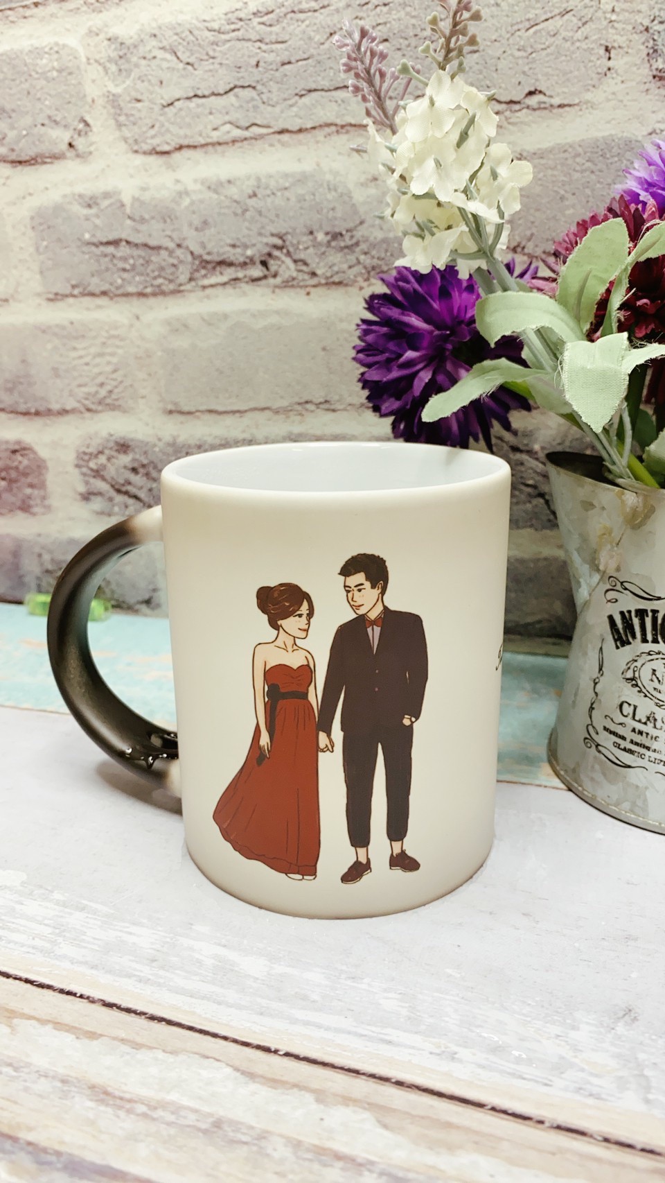 結婚紀念|正式服裝卡通設計 正式服裝卡通人物的結婚紀念杯
